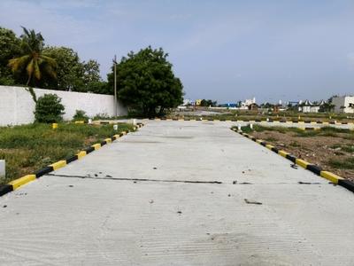 Image of 600 Sq.ft Residential Plot / Land for sale in Red Hills, Chennai for Rs. 1980000