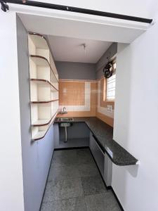 Kitchen Image of 982 Sq.ft 1 BHK Apartment / Flat for rent in Halasuru Bengaluru for Rs. 24000