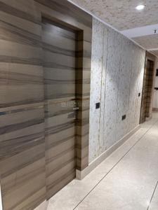 Bathroom Image of 2800 Sq.ft 4 BHK Apartment / Flat for sale in Ivory County Phase 1, Sector 115 Noida for Rs. 63000000