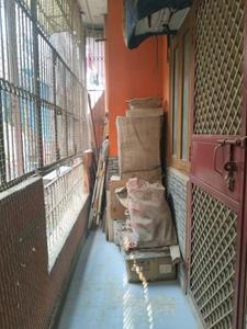 Bedroom One Image of 1000 Sq.ft 2 BHK Apartment / Flat for sale in Dilshad Garden New Delhi for Rs. 4800000