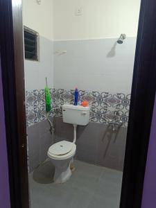 Bathroom Image of 1200 Sq.ft 2 BHK Builder Floor for rent in Alwal Secunderabad for Rs. 14500