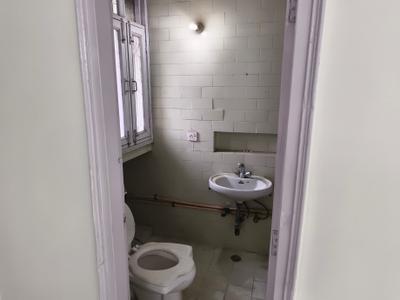 Kaveri Apartment Bathroom Two 4