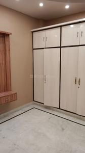 Bedroom Image of 800 Sq.ft 2 BHK Builder Floor for rent in Preet Vihar New Delhi for Rs. 20000