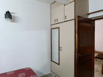 Bedroom Image of 1500 Sq.ft 3 BHK Apartment / Flat for rent in Sarita Vihar New Delhi for Rs. 51500