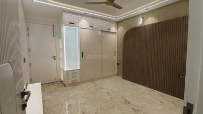 Bedroom Image of 1900 Sq.ft 4 BHK Builder Floor for sale in Kaushambi Ghaziabad for Rs. 30000000