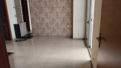 Bedroom Image of 1020 Sq.ft 2 BHK Apartment / Flat for rent in Gulshan Bellina, Noida Extension Greater Noida for Rs. 24000