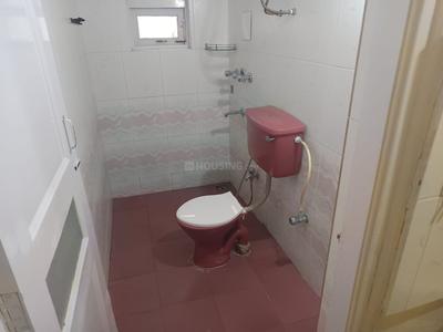 Bathroom Image of 1000 Sq.ft 2 BHK Apartment / Flat for rent in Panjim Goa for Rs. 35000