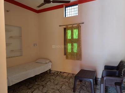 Bedroom Image of 800 Sq.ft 2 BHK Apartment / Flat for rent in Muni Ki Reti Rishikesh for Rs. 12000