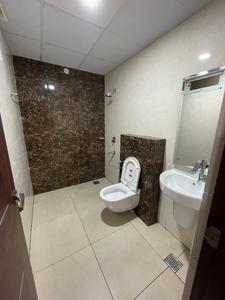 Bathroom Image of 880 Sq.ft 2 BHK Apartment / Flat for rent in AGI Sky Garden, Shakti Nagar Jalandhar for Rs. 26000