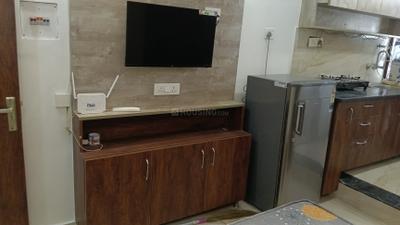 Bedroom Image of 240 Sq.ft 1 RK Apartment / Flat for rent in Emaar Emerald Floors Premier, Sector 65 Gurgaon for Rs. 16000