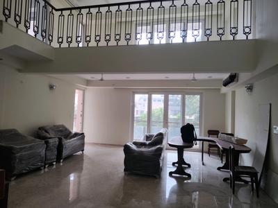 3D Tour Of DLF Commanders Court