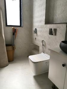 Common Bathroom Image of 1484 Sq.ft 2.5 BHK Apartment / Flat for sale in Ireo The Corridors, Sector 67 Gurgaon for Rs. 25000000