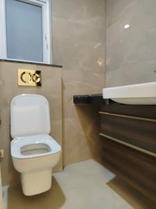 Bedroom Image of 600 Sq.ft 1 BHK Builder Floor for rent in HUDA Plot Sector 42, Sector 42 Gurgaon for Rs. 45000