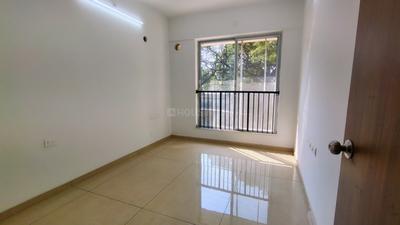Bedroom Image of 1020 Sq.ft 2 BHK Apartment / Flat for sale in Dosti Greenscapes Phase 3, Hadapsar Pune for Rs. 9800000