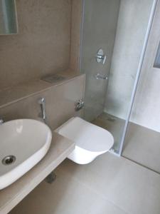 Bedroom One Image of 2800 Sq.ft 4 BHK Apartment / Flat for sale in Windsor Grande Residences, Andheri West Mumbai for Rs. 130000000