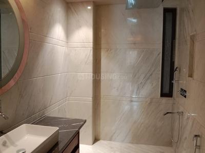 Bathroom Image of 4518 Sq.ft 4.5 BHK Builder Floor for sale in DLF City Phase 1, DLF Phase 1 Gurgaon for Rs. 80000000