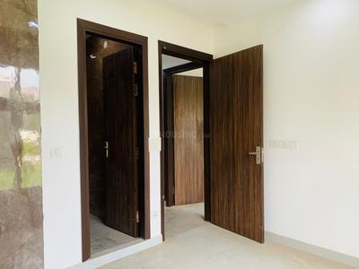 Bedroom Image of 1500 Sq.ft 3 BHK Builder Floor for sale in Said-Ul-Ajaib New Delhi for Rs. 7500000