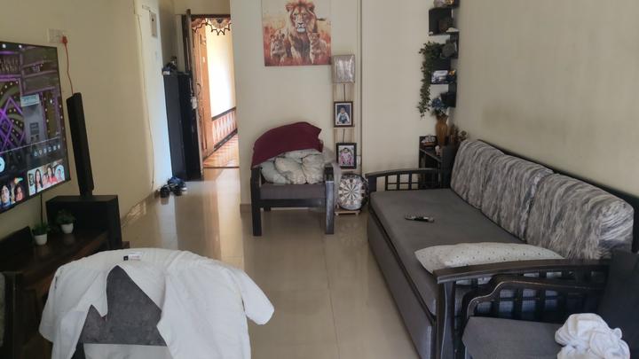 Shiv Bhagtani Manor Living Room 1