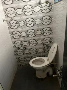 Bathroom Image of 450 Sq.ft 2 BHK Builder Floor for rent in Paldi Ahmedabad for Rs. 25000