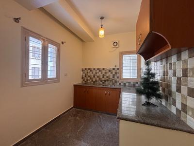 Kitchen Image of 650 Sq.ft 1 BHK Apartment / Flat for rent in Indira Nagar Bengaluru for Rs. 42000