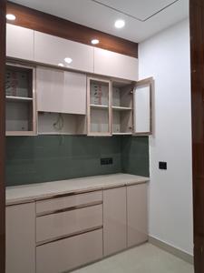 Kitchen Image of 1750 Sq.ft 4 BHK Apartment / Flat for sale in JMD Siddhi Vinayak, Sector 73 Noida for Rs. 8300000