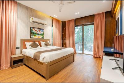 Bedroom Image of 4000 Sq.ft 4 BHK Villa for rent in A Agarwal and Co Agarwal Floors - 7, Sector 55 Gurgaon for Rs. 120000