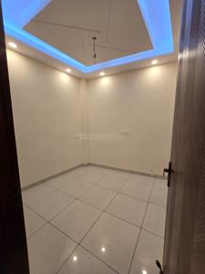 Bedroom Image of 607 Sq.ft 2 BHK Builder Floor for sale in Laxmi Nagar New Delhi for Rs. 6500000
