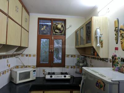Kitchen Image of 1300 Sq.ft 3 BHK Apartment / Flat for rent in Vaishali Ghaziabad for Rs. 37000