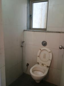 Common Bathroom Image of 594 Sq.ft 1 BHK Apartment / Flat for sale in Lodha Casa Rio, Palava Phase 1 Thane for Rs. 2850000