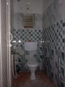 Common Bathroom Image of 460 Sq.ft 1 BHK Apartment / Flat for sale in Keshtopur Kolkata for Rs. 1610000