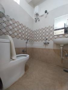 Bathroom Image of 850 Sq.ft 2 BHK Apartment / Flat for rent in Puppalaguda Hyderabad for Rs. 25500