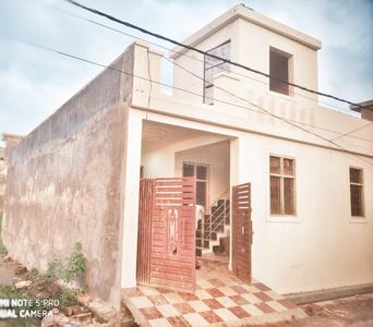Image of 950 Sq.ft 2 BHK Independent House for sale in Budheshwar, Lucknow for Rs. 4000000