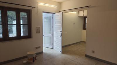 Living Room Image of 1500 Sq.ft 1 BHK Builder Floor for rent in Greater Kailash II New Delhi for Rs. 43000