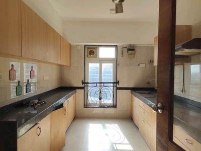 Kitchen Image of 2500 Sq.ft 4 BHK Apartment / Flat for sale in Hubtown Sunmist, Andheri East Mumbai for Rs. 85000000