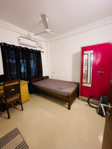 Bedroom Image of 975 Sq.ft 2 BHK Apartment / Flat for rent in Kadavanthra Kochi for Rs. 28000