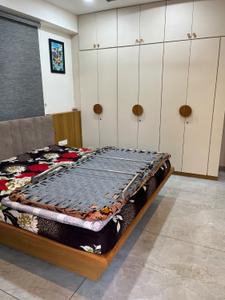 Bedroom Image of 1500 Sq.ft 3 BHK Apartment / Flat for rent in Aarna 39, Bhayli Vadodara for Rs. 55000