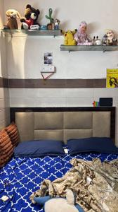 Bedroom Image of 400 Sq.ft 1 RK Builder Floor for rent in Ramesh Nagar New Delhi for Rs. 17000