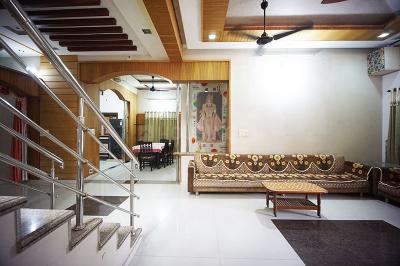 Hall Image of 5850 Sq.ft 5 BHK Independent House for sale in Bapunagar Ahmedabad for Rs. 31100000