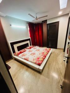 Bedroom Image of 1800 Sq.ft 3 BHK Builder Floor for rent in Kirti Nagar New Delhi for Rs. 60000