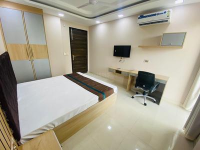 Bedroom Image of URBANROOMZ LUXURY COLIVING PG  in Sector 53, Gurgaon