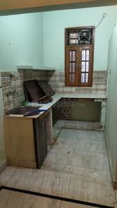 Kitchen Image of 500 Sq.ft 1 BHK Builder Floor for rent in Krishna Nagar Lucknow for Rs. 7000