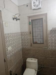Bathroom Image of 2300 Sq.ft 3 BHK Independent House for rent in Sector 20 Noida for Rs. 38000