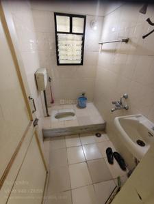 Bathroom Image of 1400 Sq.ft 3 BHK Apartment / Flat for rent in Arun Nirmiti Horizon, Aundh Pune for Rs. 42000