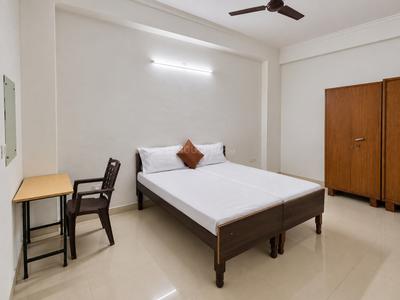 Bedroom Image of RoomSoom PG For Boys Sector 19 Noida in Sector 19, Noida