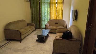Living Room Image of 2250 Sq.ft 3 BHK Builder Floor for rent in Sun City, Sector 54 Gurgaon for Rs. 55000