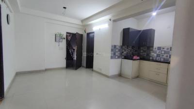Living Room Image of 1190 Sq.ft 2.5 BHK Apartment / Flat for rent in Aims Golf Avenue Phase 1, Sector 75 Noida for Rs. 30000
