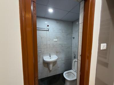 Bathroom Image of 1062 Sq.ft 2 BHK Apartment / Flat for rent in Gahan Orchid, Kompally Hyderabad for Rs. 25000
