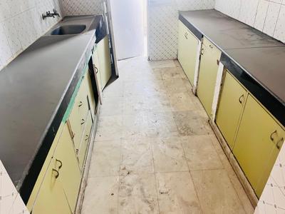 Kitchen Image of 1750 Sq.ft 3 BHK Apartment / Flat for sale in Varun Apartments, Sector 62 Noida for Rs. 20000000