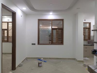 Living Room Image of 700 Sq.ft 2 BHK Builder Floor for sale in Pitampura New Delhi for Rs. 7500000