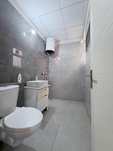 Bathroom Image of 1240 Sq.ft 2.5 BHK Builder Floor for sale in SBP City Of Dreams Phase 4, Kharar Mohali for Rs. 6690000